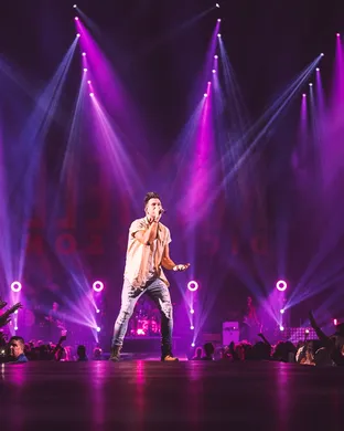 Russell Dickerson Milwaukee